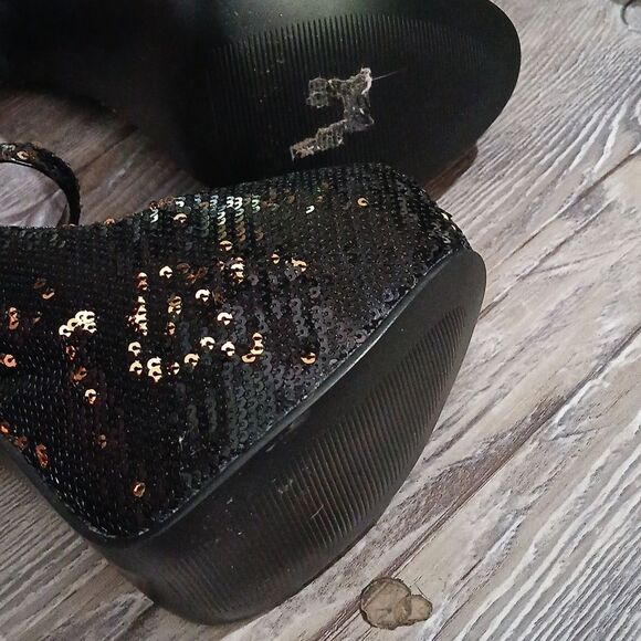 Bordello black gold shifting sequin stiletto 6" heels Sz 7 NWOT - Picture 9 of 10